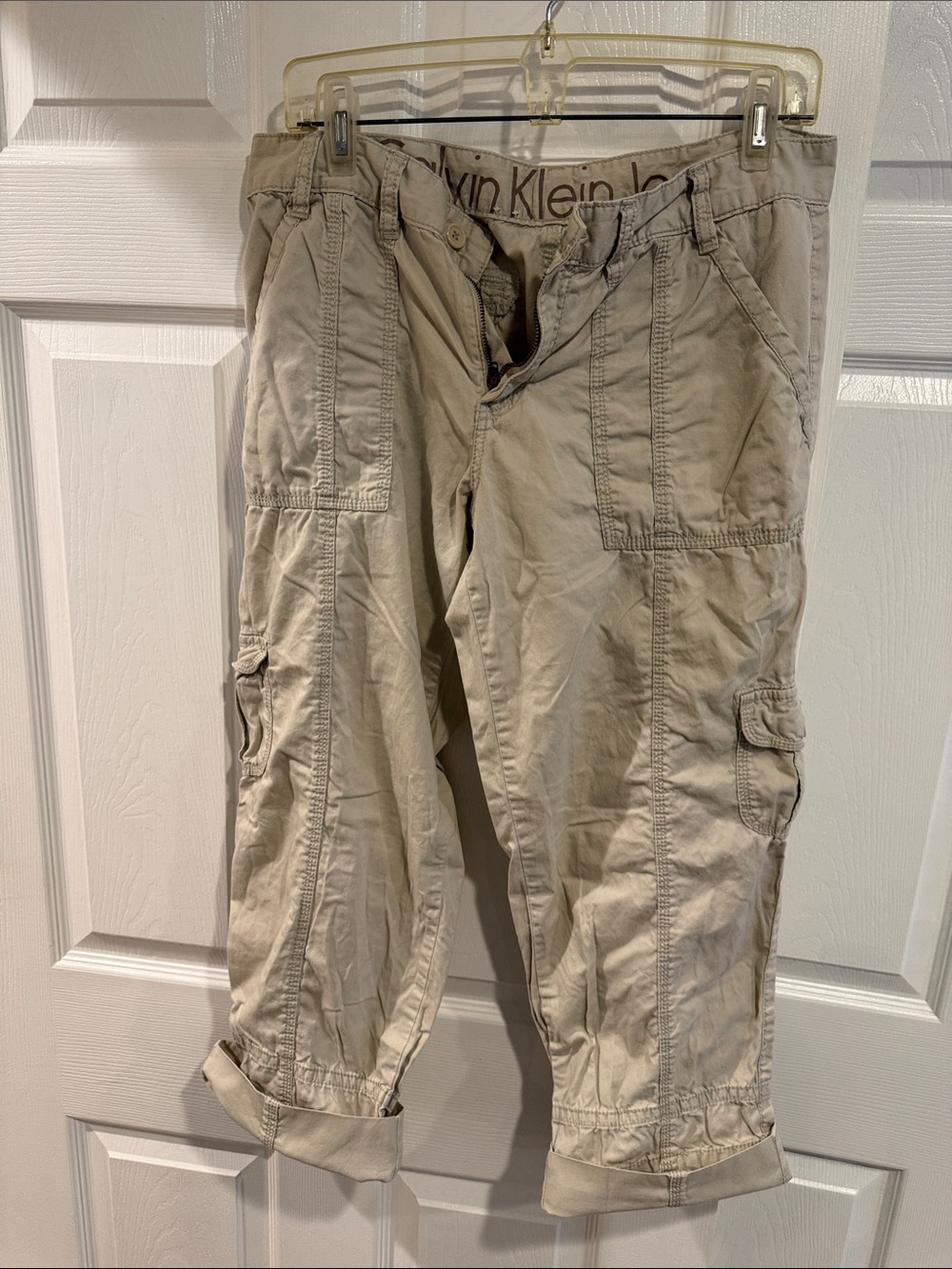Calvin Klein Women's Cropped Cargo Pants in Light Khaki